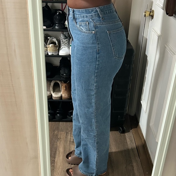 Prettylittle thing jeans - Picture 3 of 3